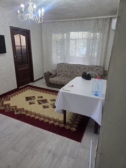 сдаю 2 комнатную квартиру