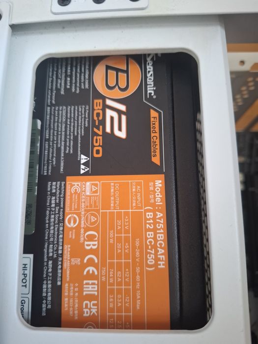 Unitate White tower cu  ryzen5 3400G