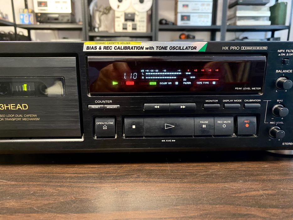 Висококачествен дек Sony