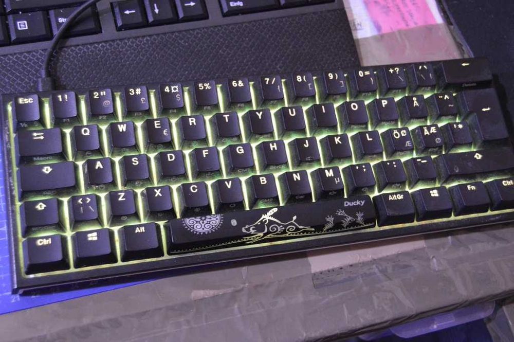 Tastatură Mecanică Gaming Ducky One 2 Mini RGB 60% (DKON1861ST) – Cablu Detașabil USB-C