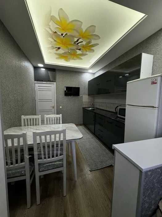 Сдаётся квартира в Мирабадском районе**