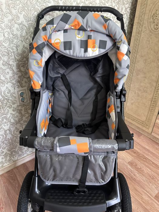 Срочно продам коляску