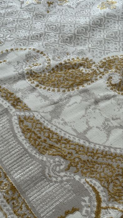 Продам новый ковер / палас