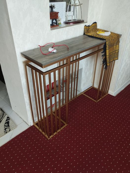 Железный стол для любога