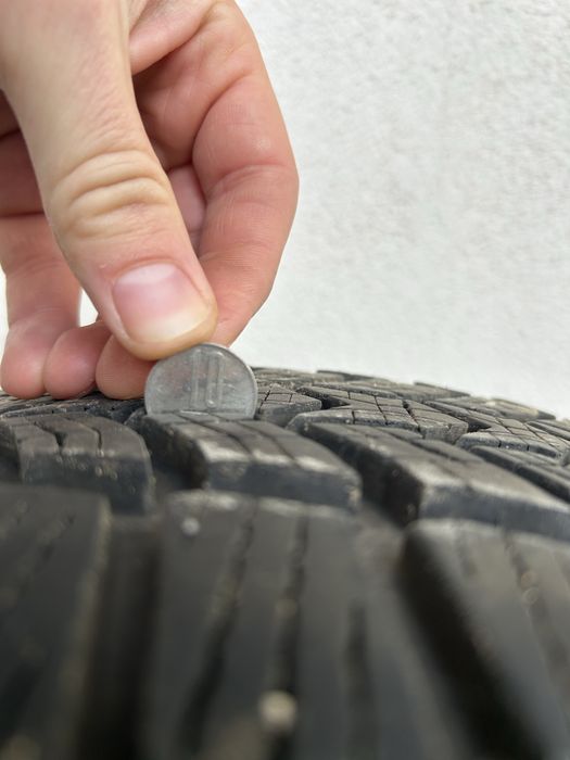 Debica presto frigo hp2 215/50r17