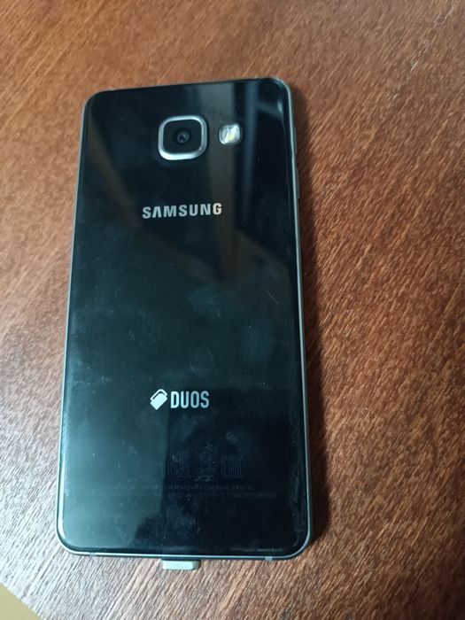 Продам самсунг а3-16г