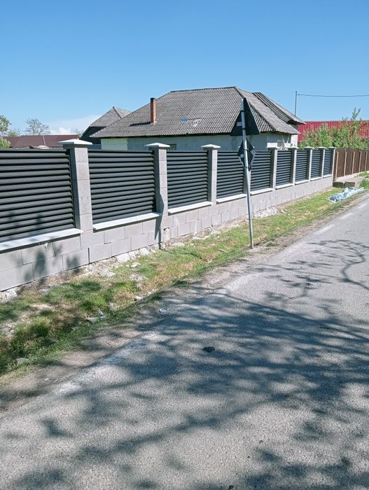 Vând garduri și porți din tabla cutata