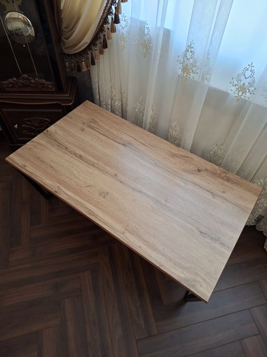 Журнальный столик