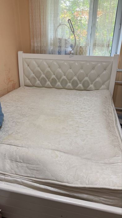 Продам 2-спальную кровать б/у