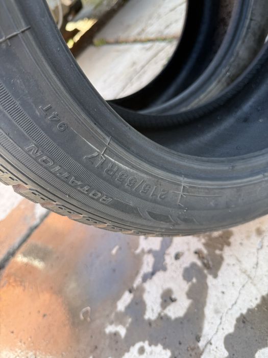 Продам резину 215 /55 /17