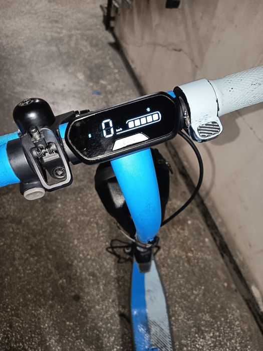 Trotineta electrica Ninebot Kickscooter E2 -stare foarte buna