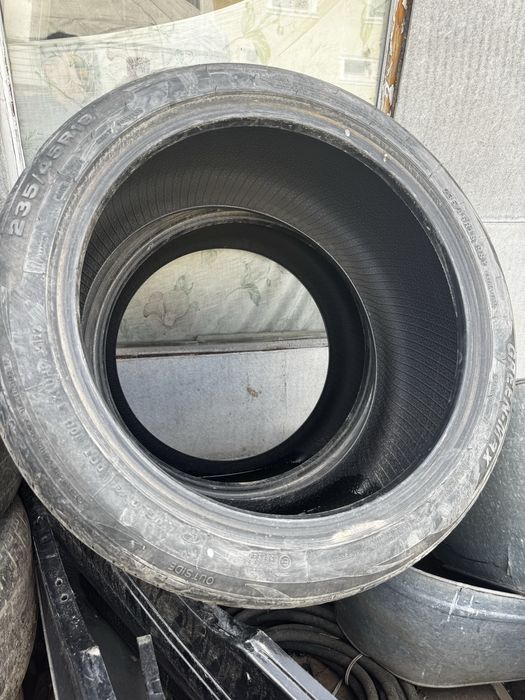 Летние шины 235/45/18