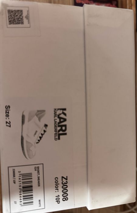 Детски спортни обувки