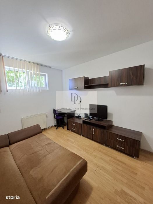Apartament cu Potențial Investițional + Boxǎ | Zona Andrei Mureșanu