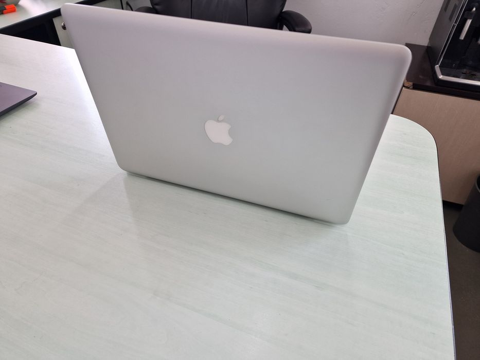 MacBook Pro 15"  2 Core