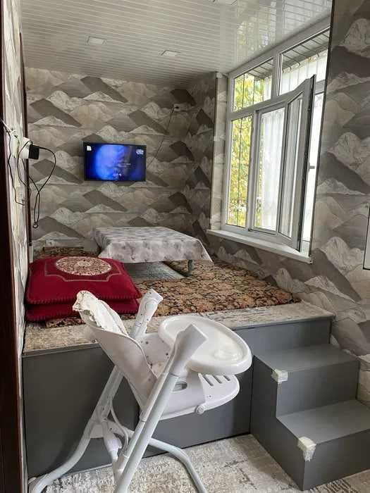 Продаётся  !!! Просторный  уютный 2хкомнатный квартира в Каракамиш2/4