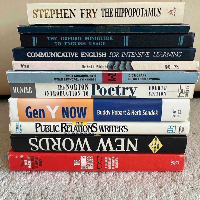 40 книги ОБЩО за 50 лв