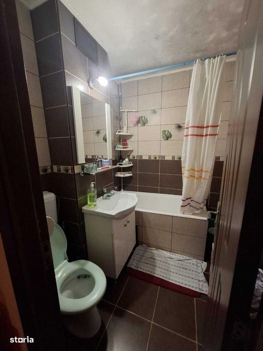 Apartament spațios 4 camere | Tractorul