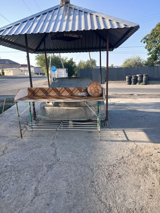 Non yopadigan tandir.  Pastavkaga õrnatilgan holda sotiladi.