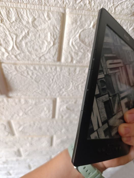 Kindle 4 generation