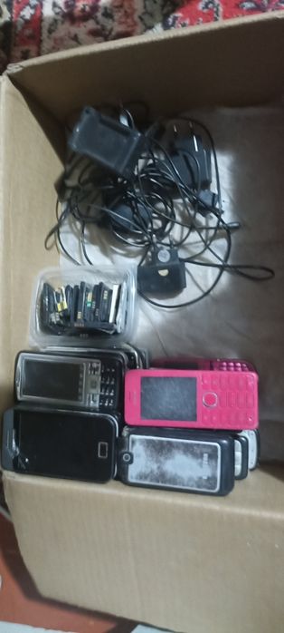 Телефоны на запчасти