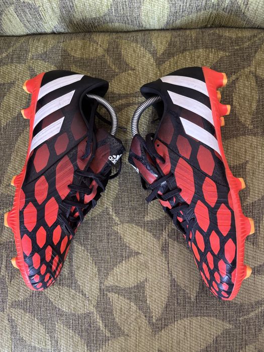 Футболни обувки Adidas Absolado