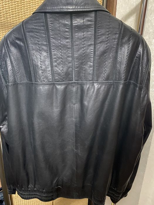 Продам кожаную куртку Zilli.