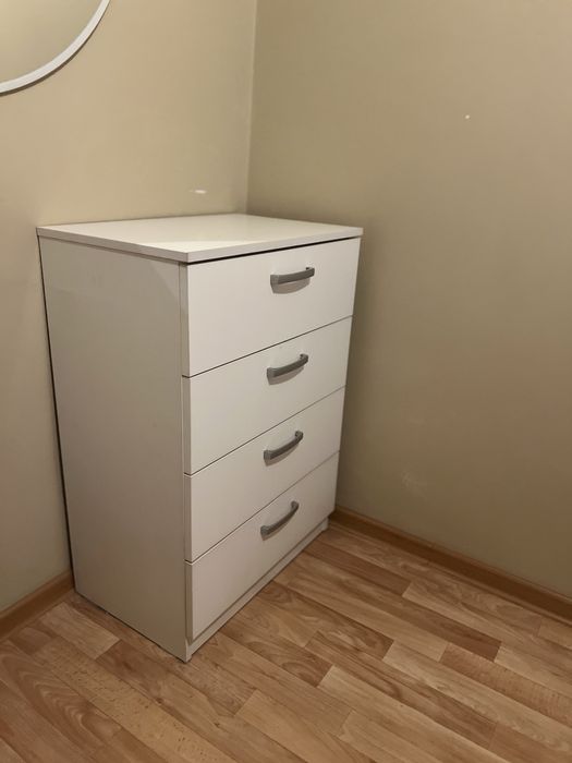 Комод белый в спальню