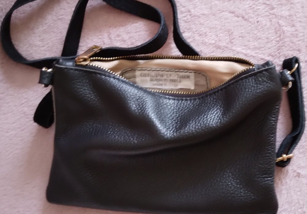 Geanta dama,piele naturala,negru cu gri,dimensiuni 23x16cm