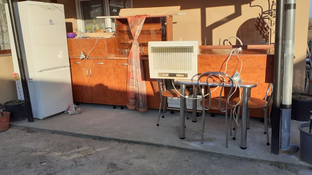 Mobilă de bucătărie