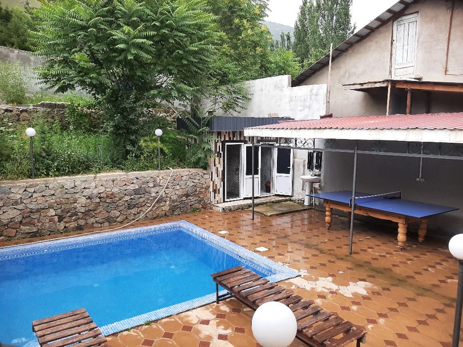 Dacha bor arzonroq