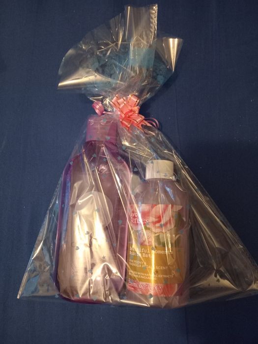 ПРОДАМ Подарочные наборы