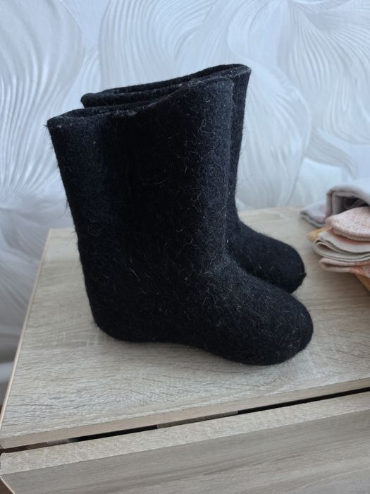 Продам детские валеночки