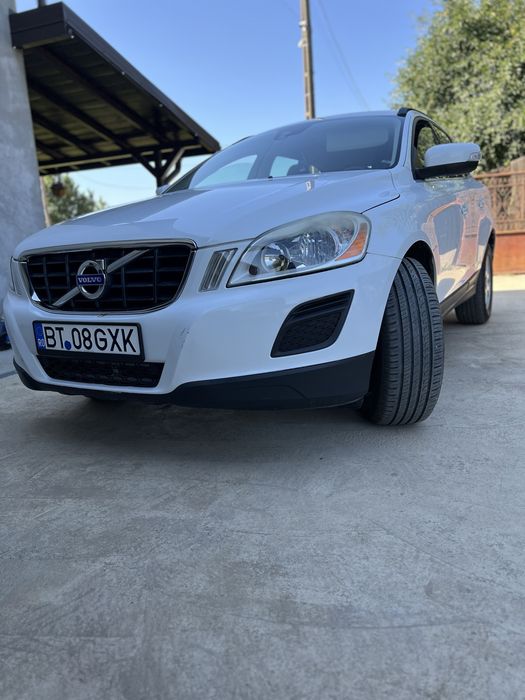 Volvo XC60    An fabricație: 12/2012   Motor: 2.4    4x4