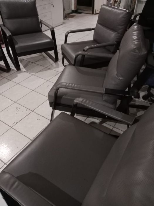 Офисные диваны 2 дивана 5 кресел