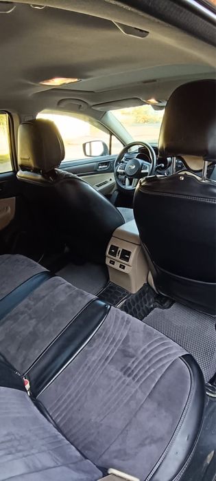 Машина subaru otback