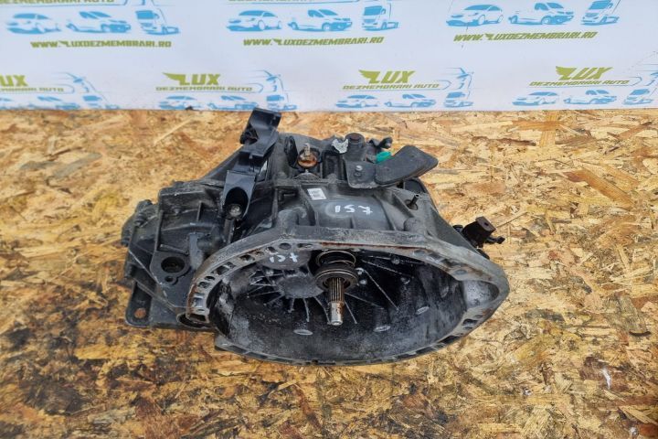 Cutie de viteze manuala 6 trepte PK4M9R PK4 M9R 8200600466 Renault Laguna 3  [din 2007 pana  2011]