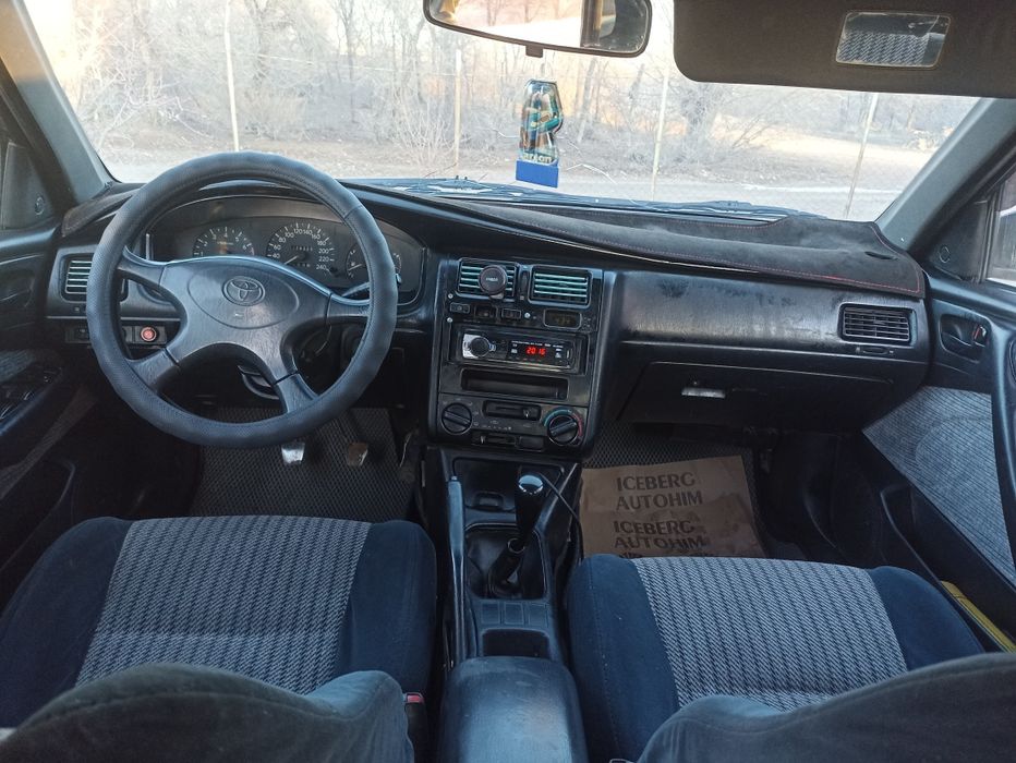 Toyota Carina E Тойота