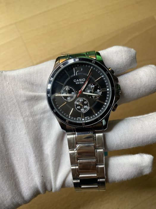 Кварцевые часы Casio новые