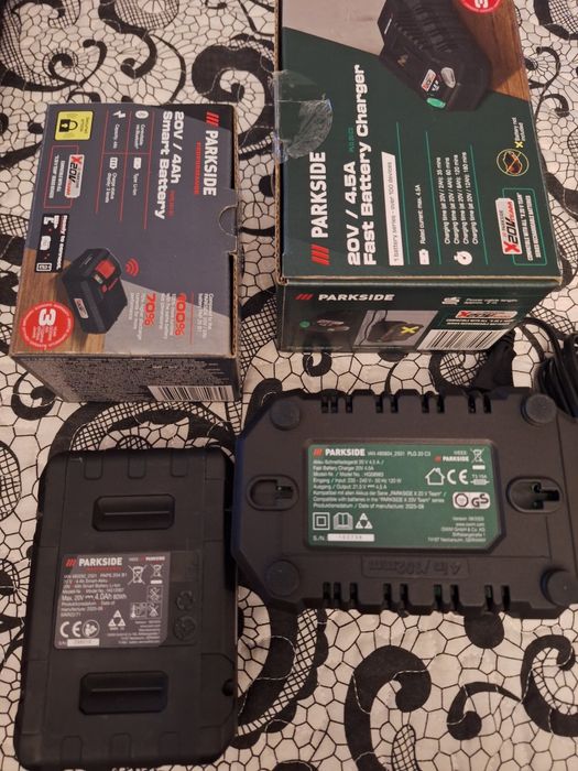 Acumulator smart 4Ah+incarcator 4,5A Parkside 20V