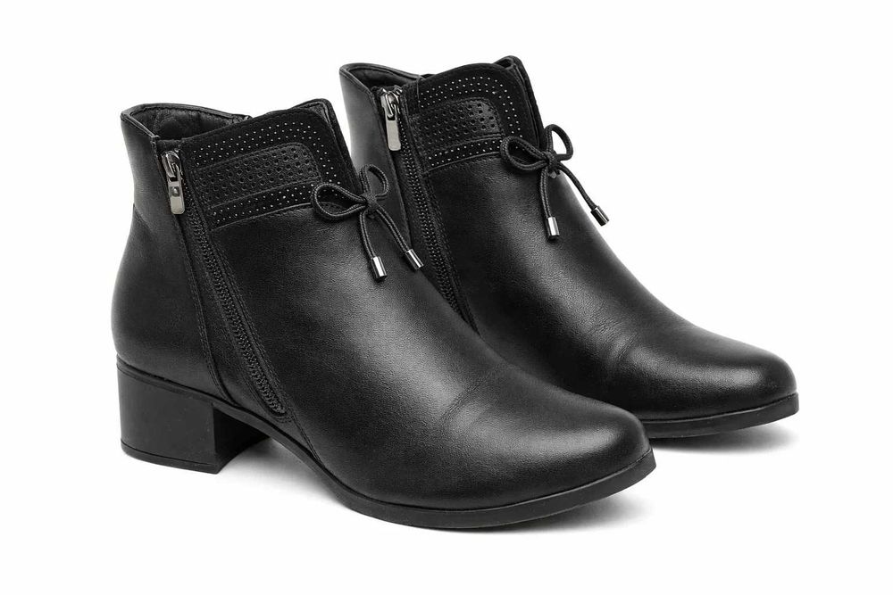 Дамски ежедневни боти черни Tendenz 37 номер