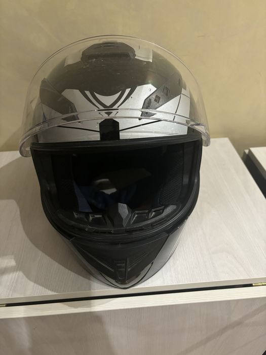 Продам шлем на мопед