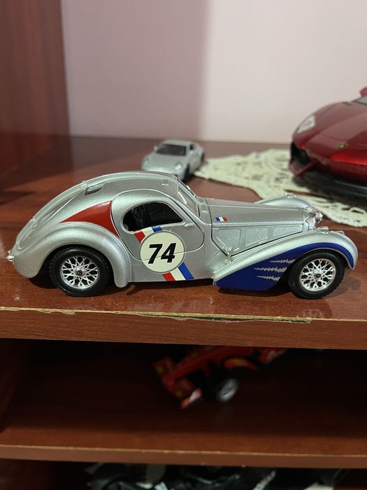Vind macheta Bugatti