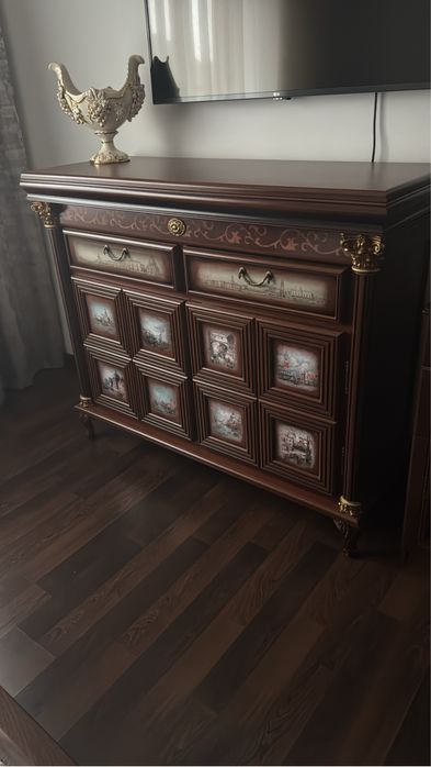 Продам мебель. Горку Украина