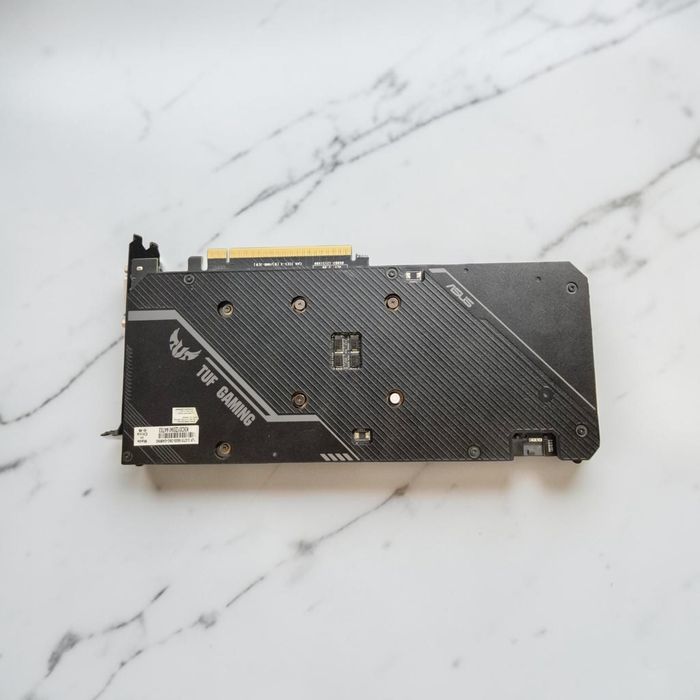 GTX 1660 SUPER Asus Tuff