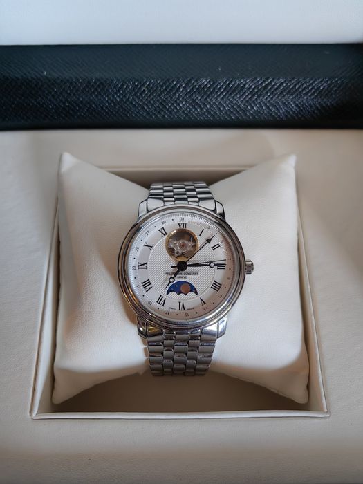 Frederique Constant Heart Beat Moonphase Date