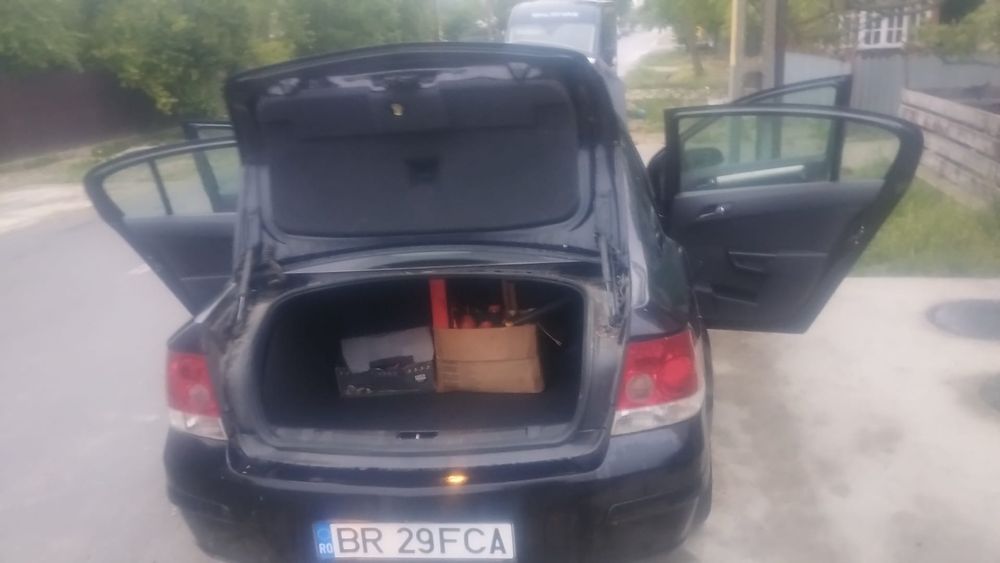 Vând/ schimb  Opel