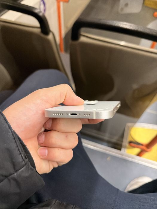 Iphone 13 white 128гб