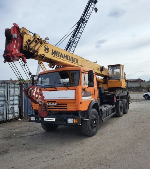 Автокран услуги Алматы 25т 32т