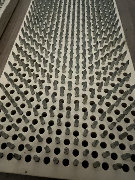 Доска Садху (гвоздестояние)